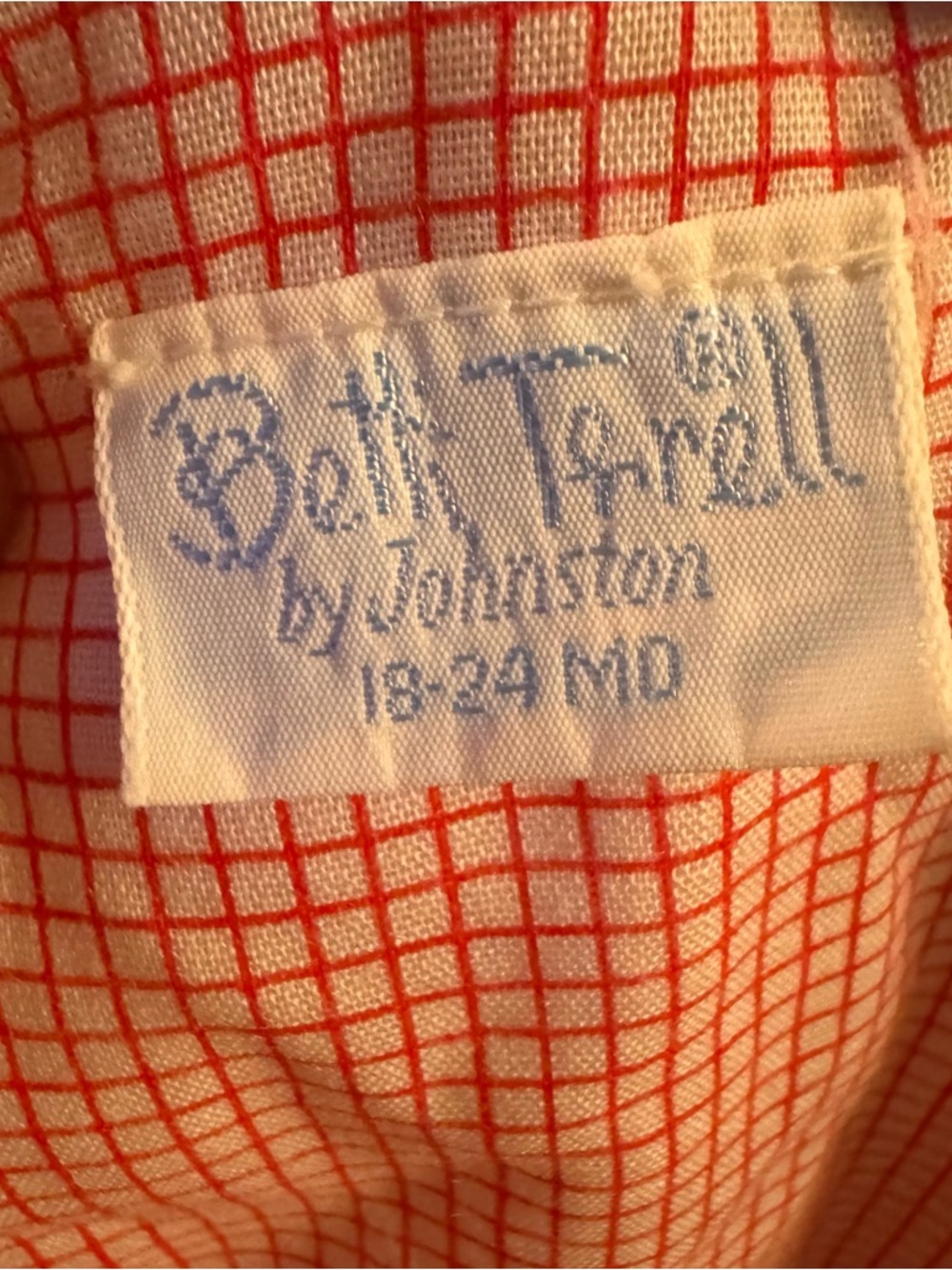 Vintage Quilted Red and White Gingham 1980s overalls  three embroidered stars - Picture 5 of 6